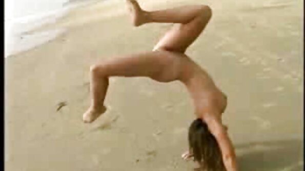 Das nuttige Luder Zoe Wood liebt es im Sommer Sex zu haben